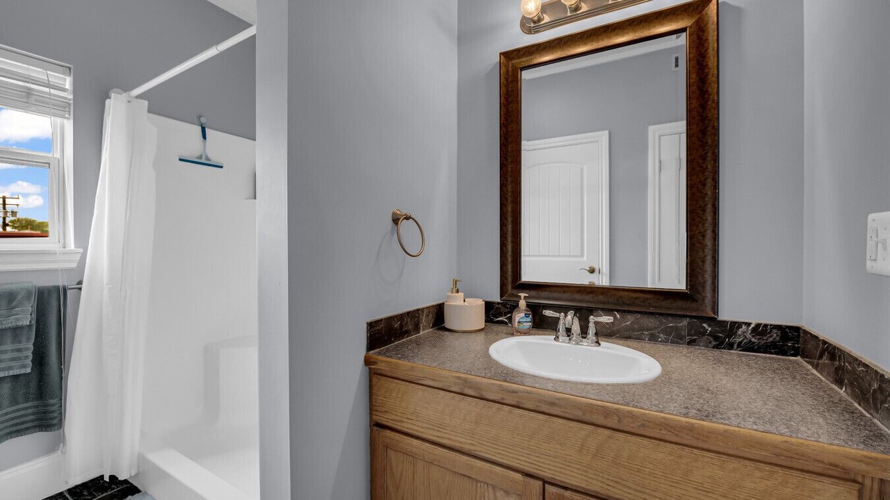 Photo of Bathroom in Port Huron