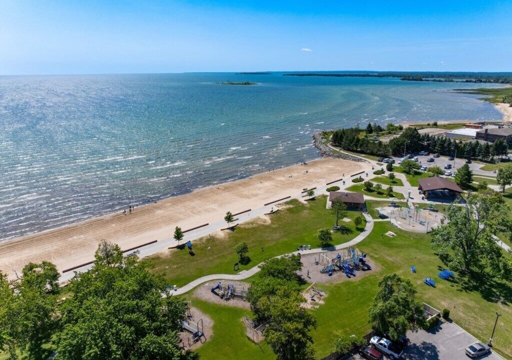 Photo of Others in Alpena