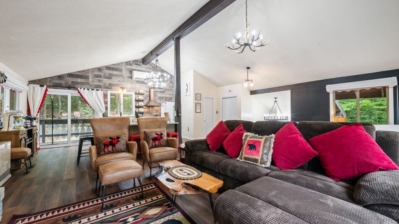 Photo of Livingroom in Jackson