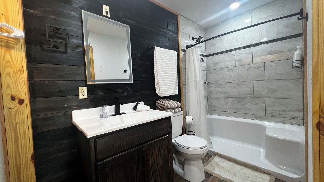 Photo of Bathroom in Pearcy
