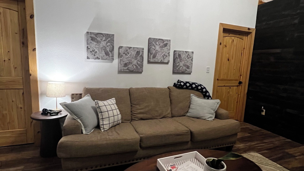 Photo of Livingroom in Pearcy