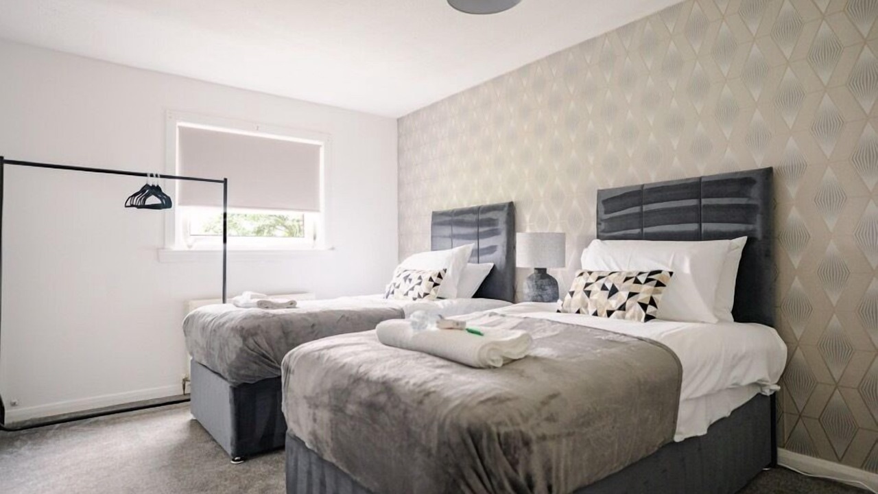 Photo of Others in West Calder