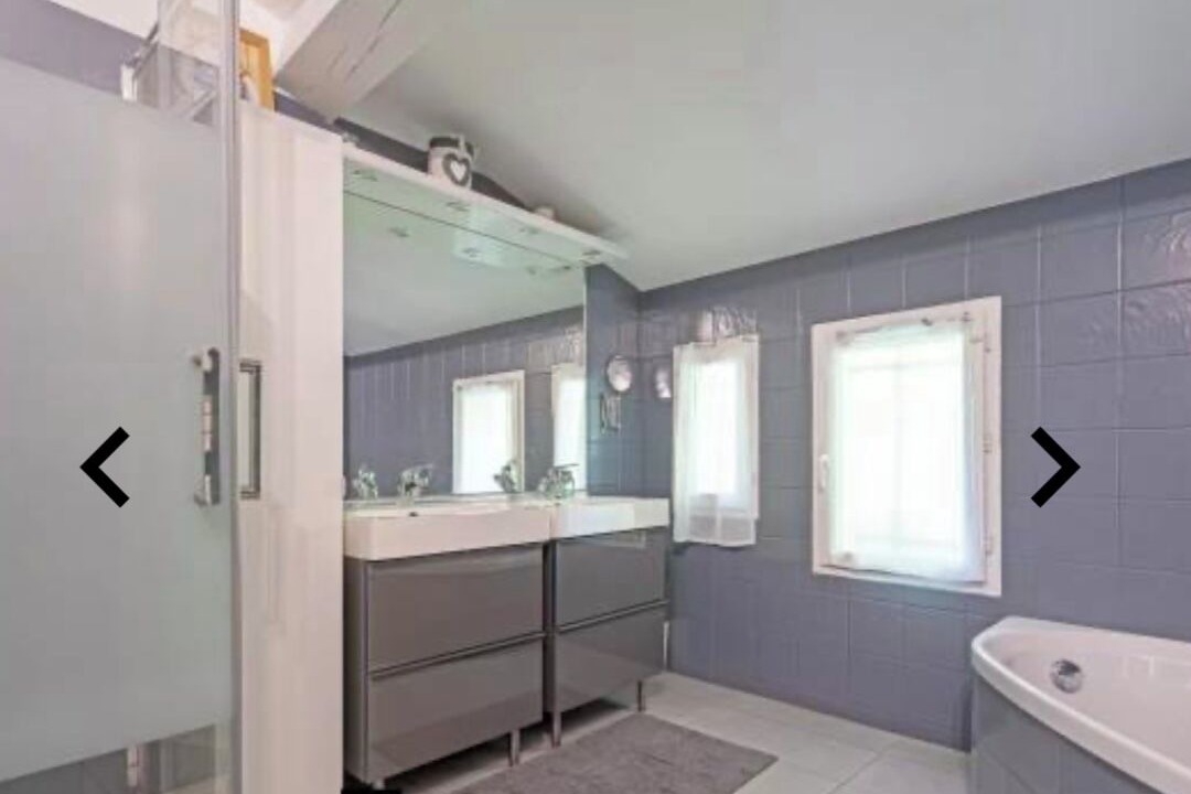 Photo of Bathroom in Allauch