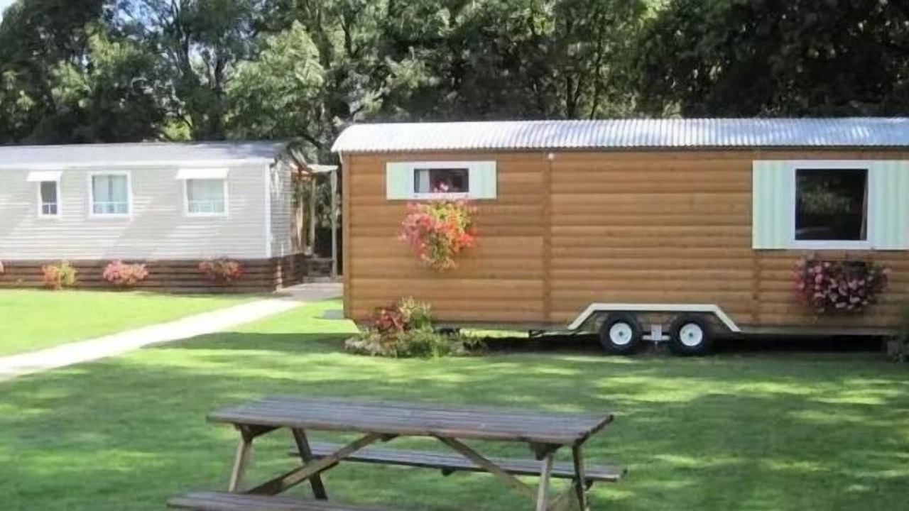 Photo of Outdoor in Perrex