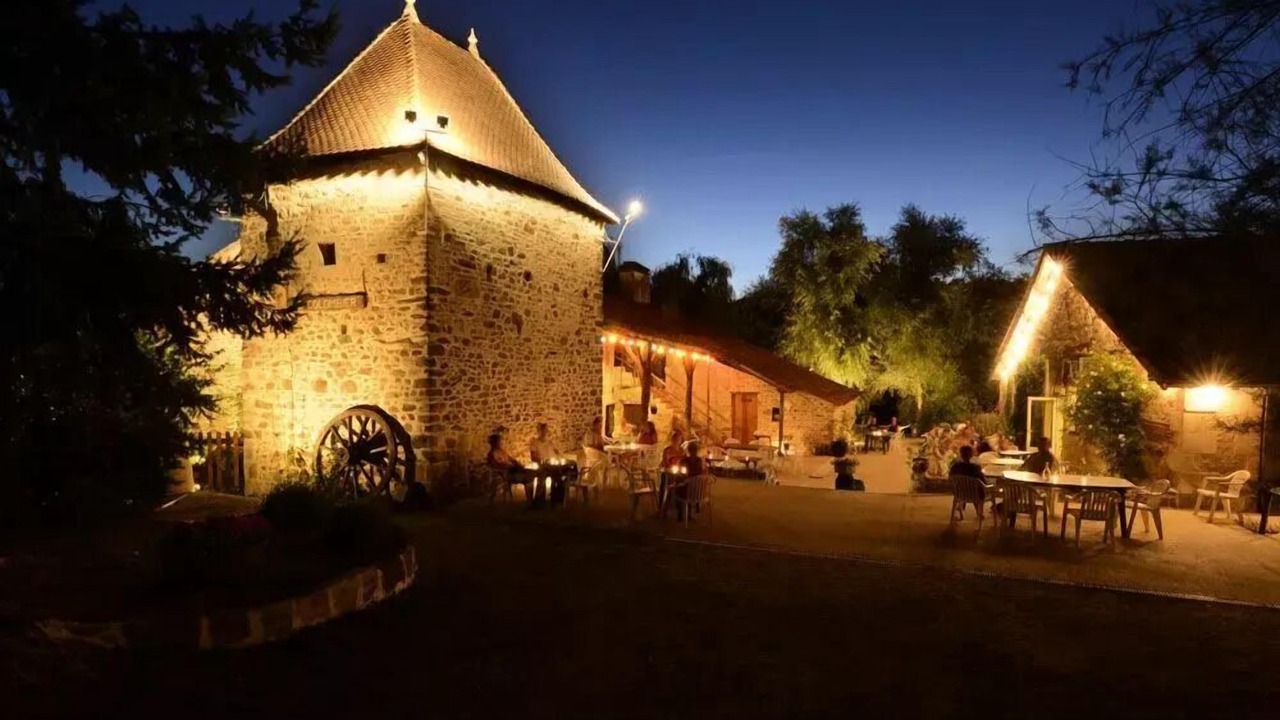 Photo of Outdoor in Saint-Martin-Lars-en-Sainte-Hermine