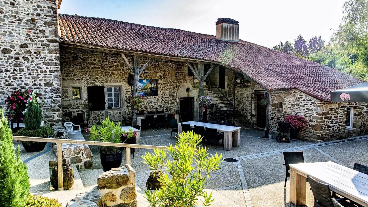 Photo of Outdoor in Saint-Martin-Lars-en-Sainte-Hermine