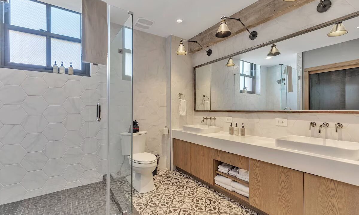 Photo of Bathroom in Downtown San Antonio