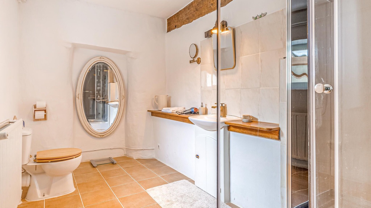 Photo of Bathroom in Palluau-sur-Indre