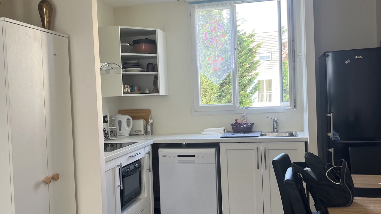 Photo of Kitchen in Mezieres-sur-Seine