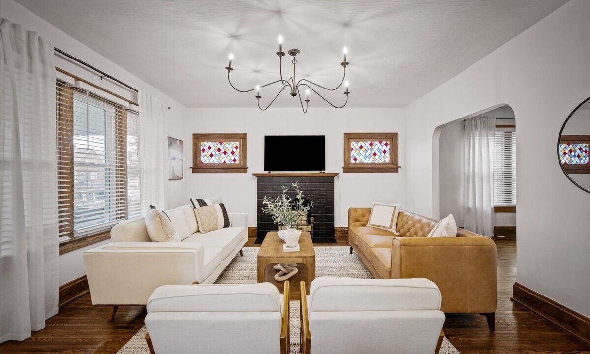 Photo of Livingroom in Grove City