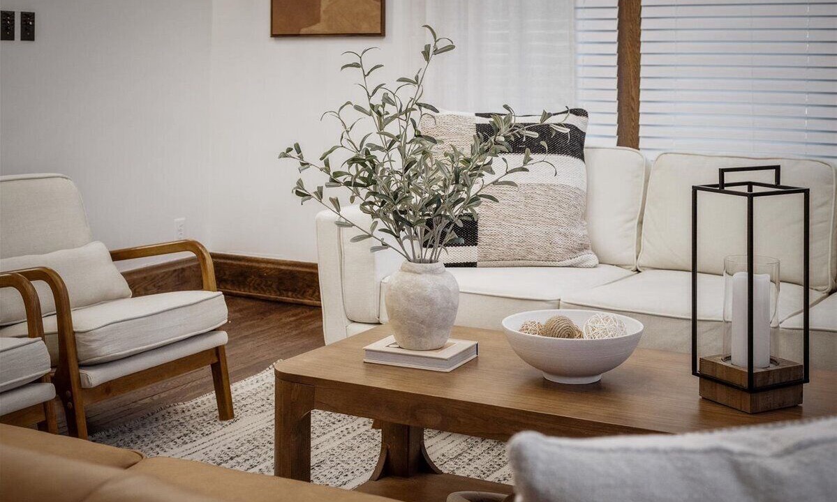 Photo of Livingroom in Grove City