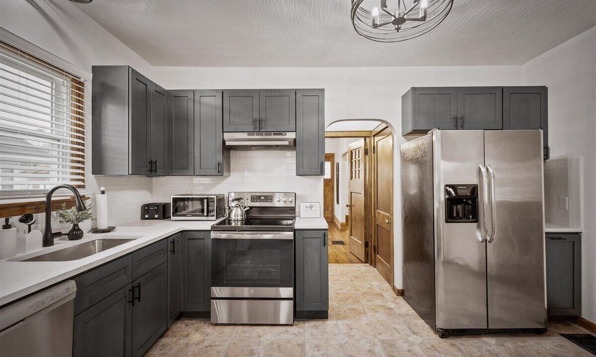 Photo of Kitchen in Grove City