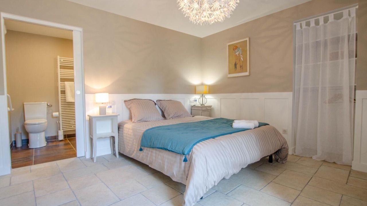 Photo of Bedroom in Chervey