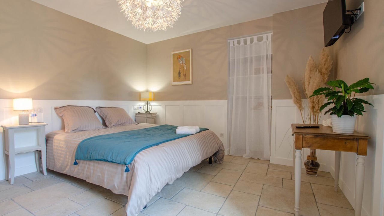 Photo of Bedroom in Chervey