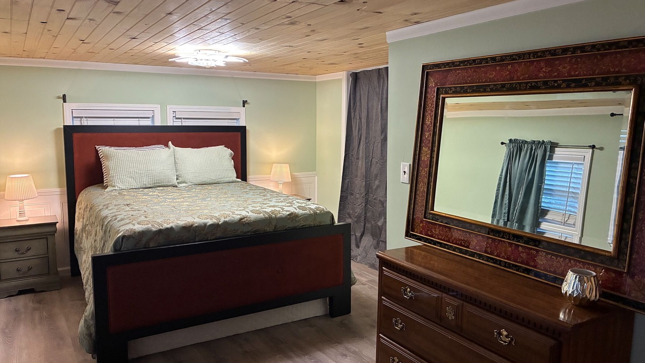 Photo of Bedroom in Homosassa