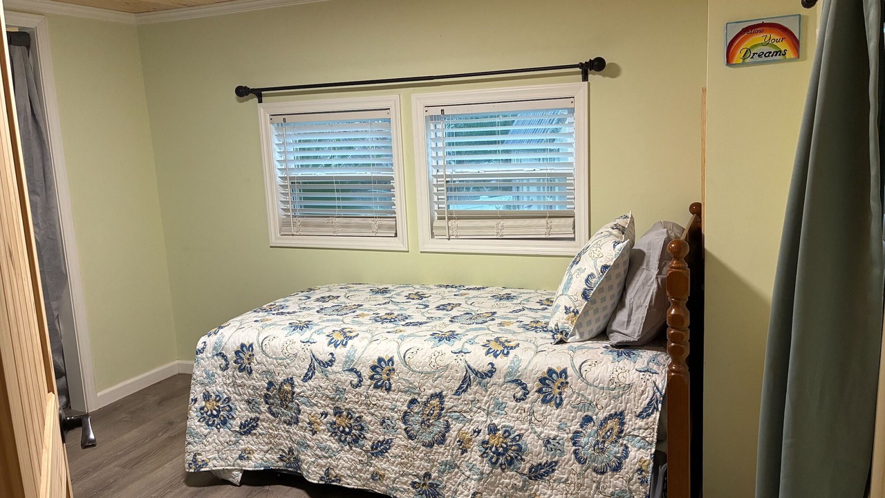 Photo of Bedroom in Homosassa