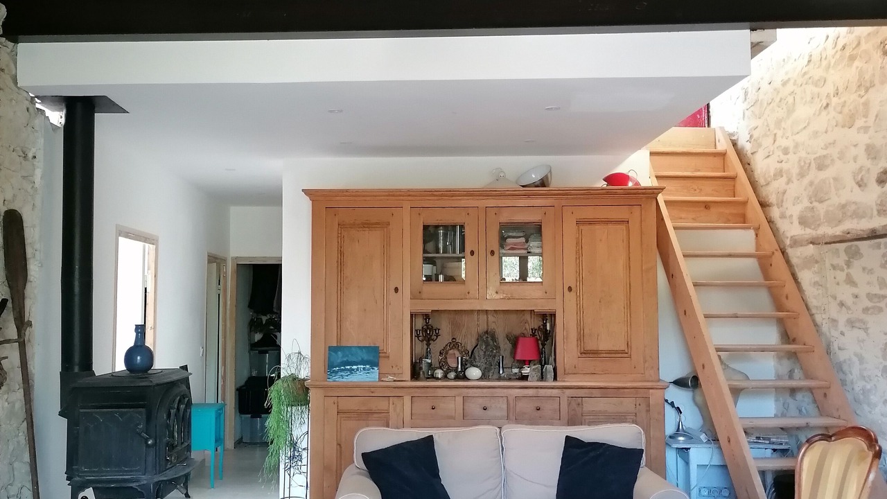 Photo of Livingroom in Sabran