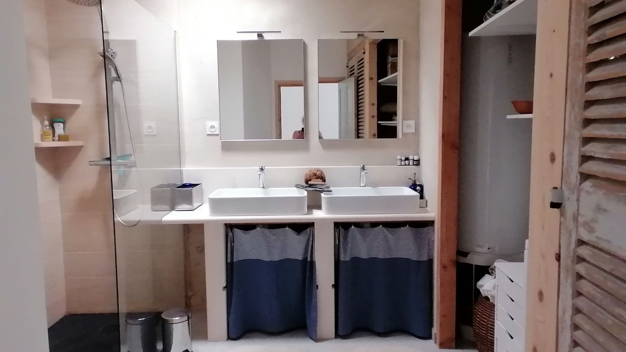Photo of Bathroom in Sabran