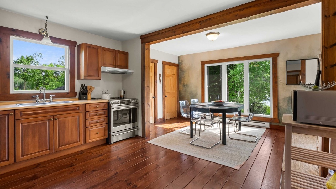 Photo of Kitchen in Saint-Mathieu-du-Parc