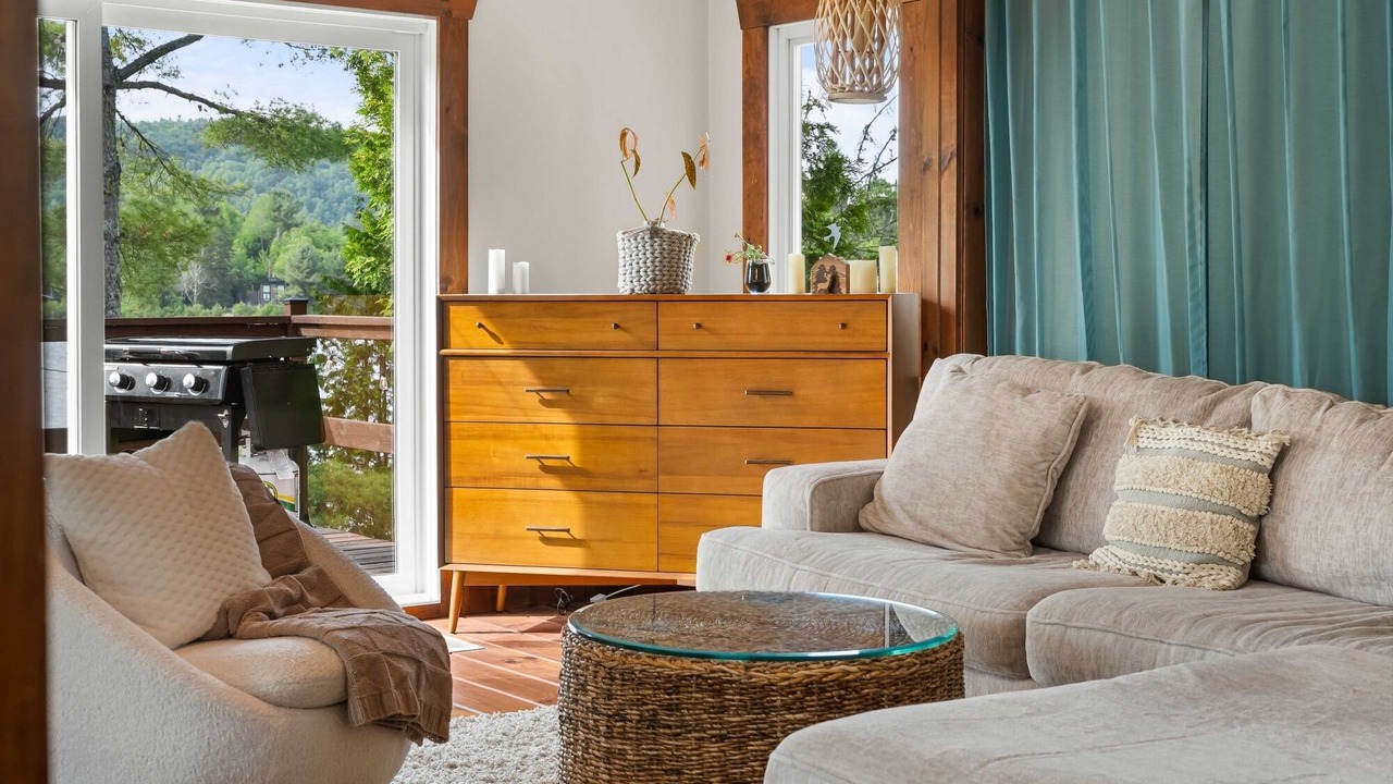Photo of Livingroom in Saint-Mathieu-du-Parc