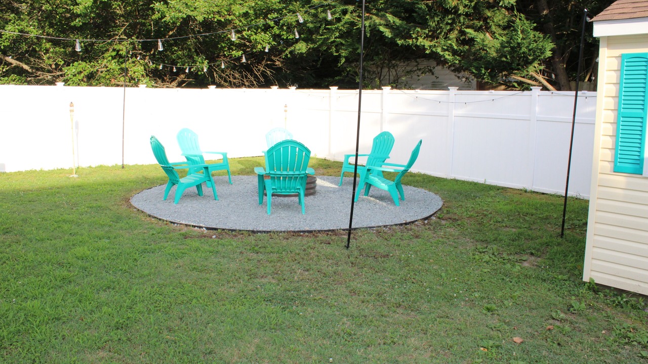 Photo of Outdoor in Issue