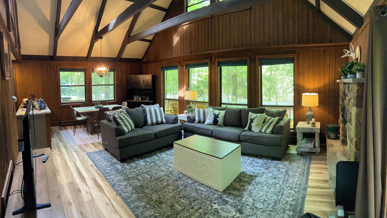Photo of Livingroom in Gouldsboro