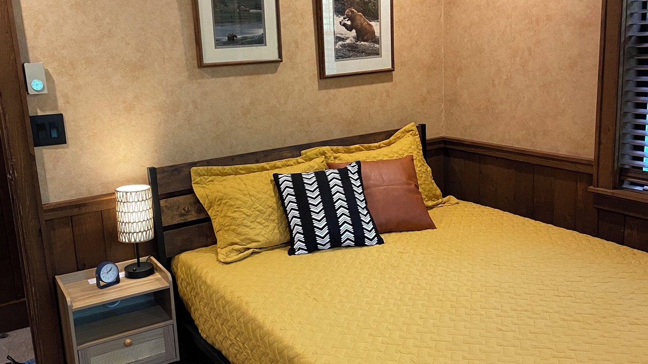 Photo of Bedroom in Gouldsboro
