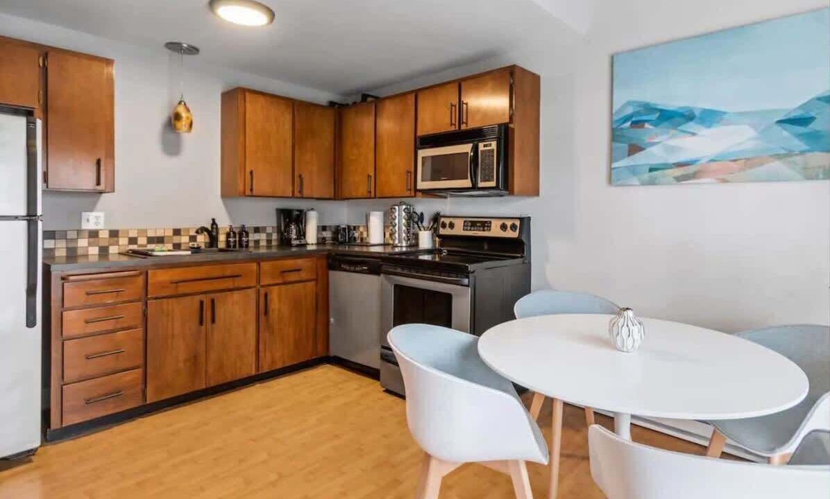 Photo of Kitchen in South Perry District