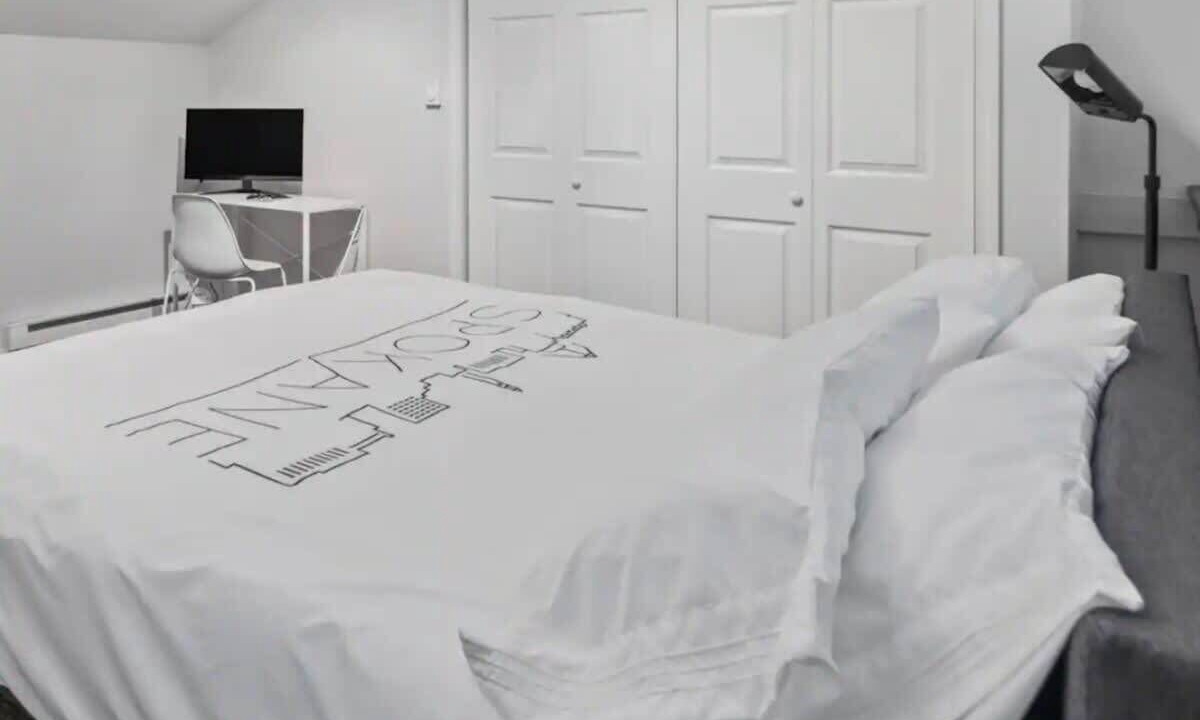 Photo of Bedroom in South Perry District