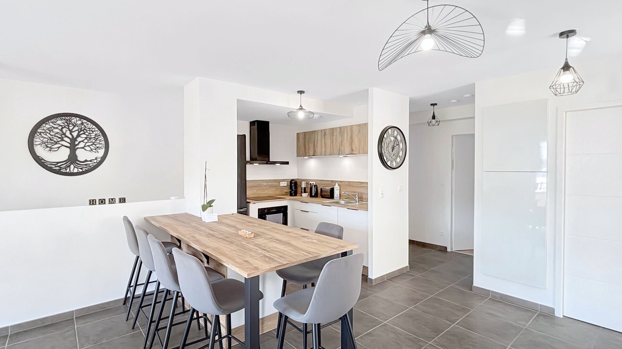 Photo of Others in Saint-Pierre