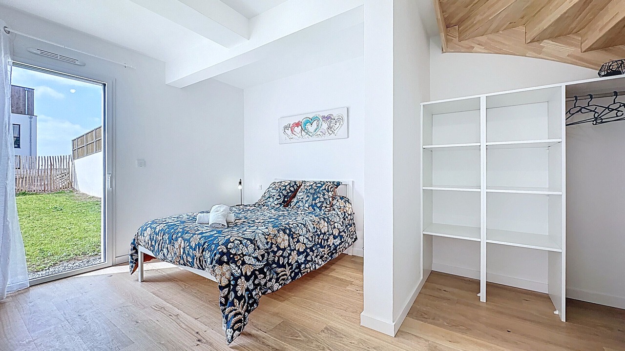 Photo of Bedroom in Saint-Pierre