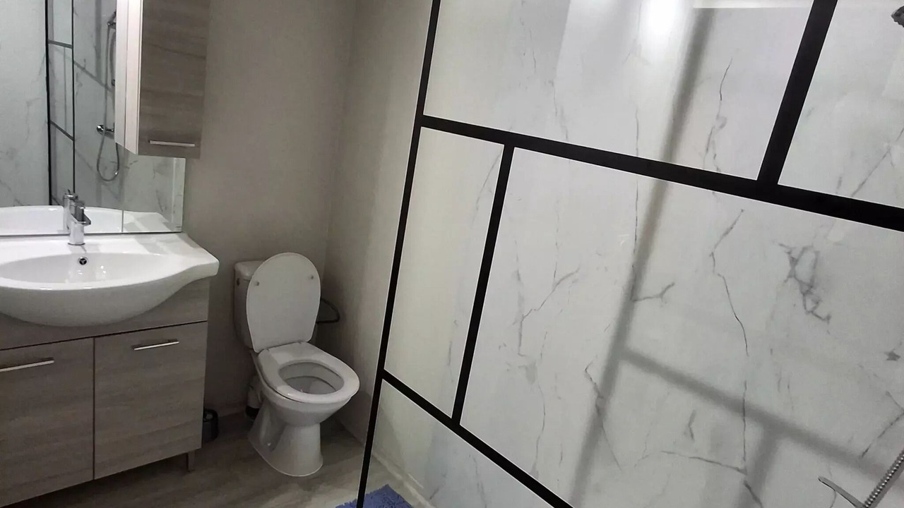 Photo of Bathroom in Mareuil-Sur-Lay-Dissais