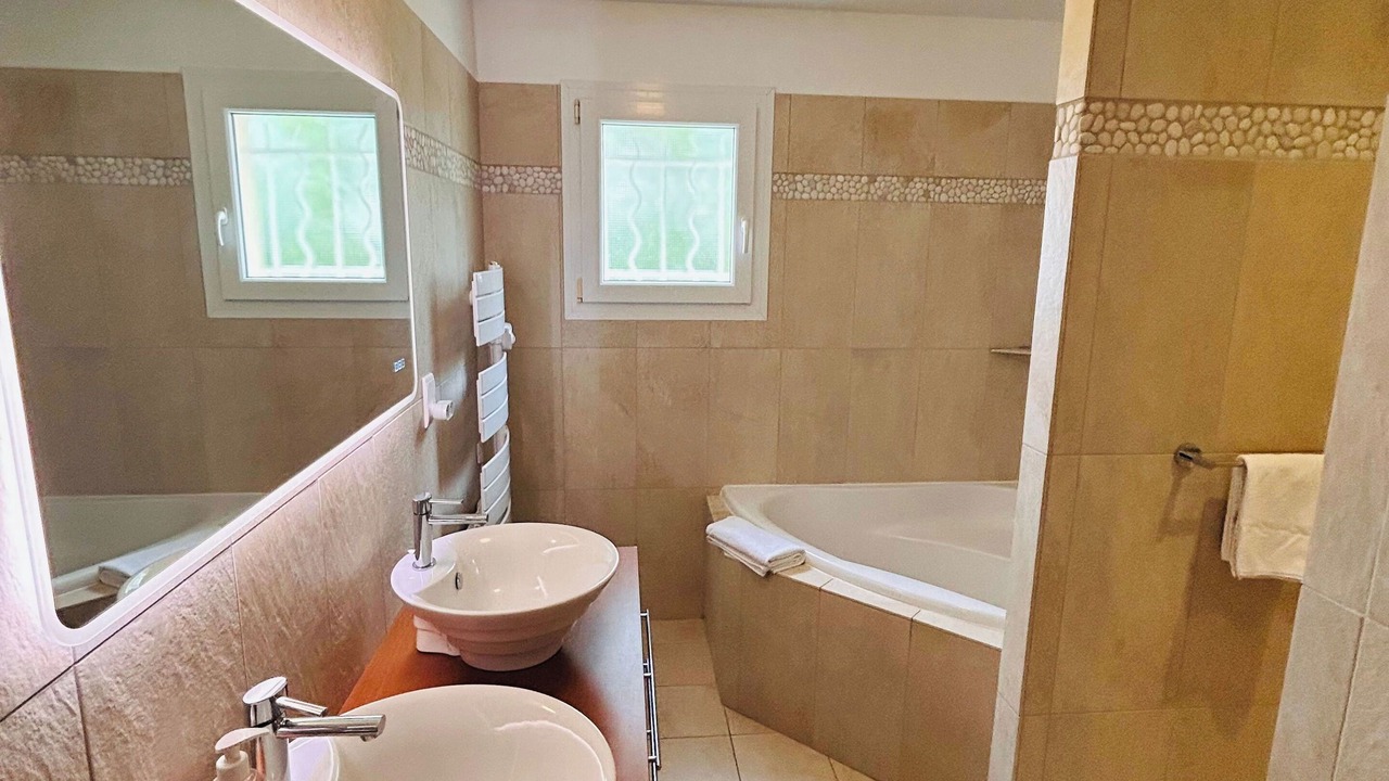 Photo of Bathroom in Hermonville