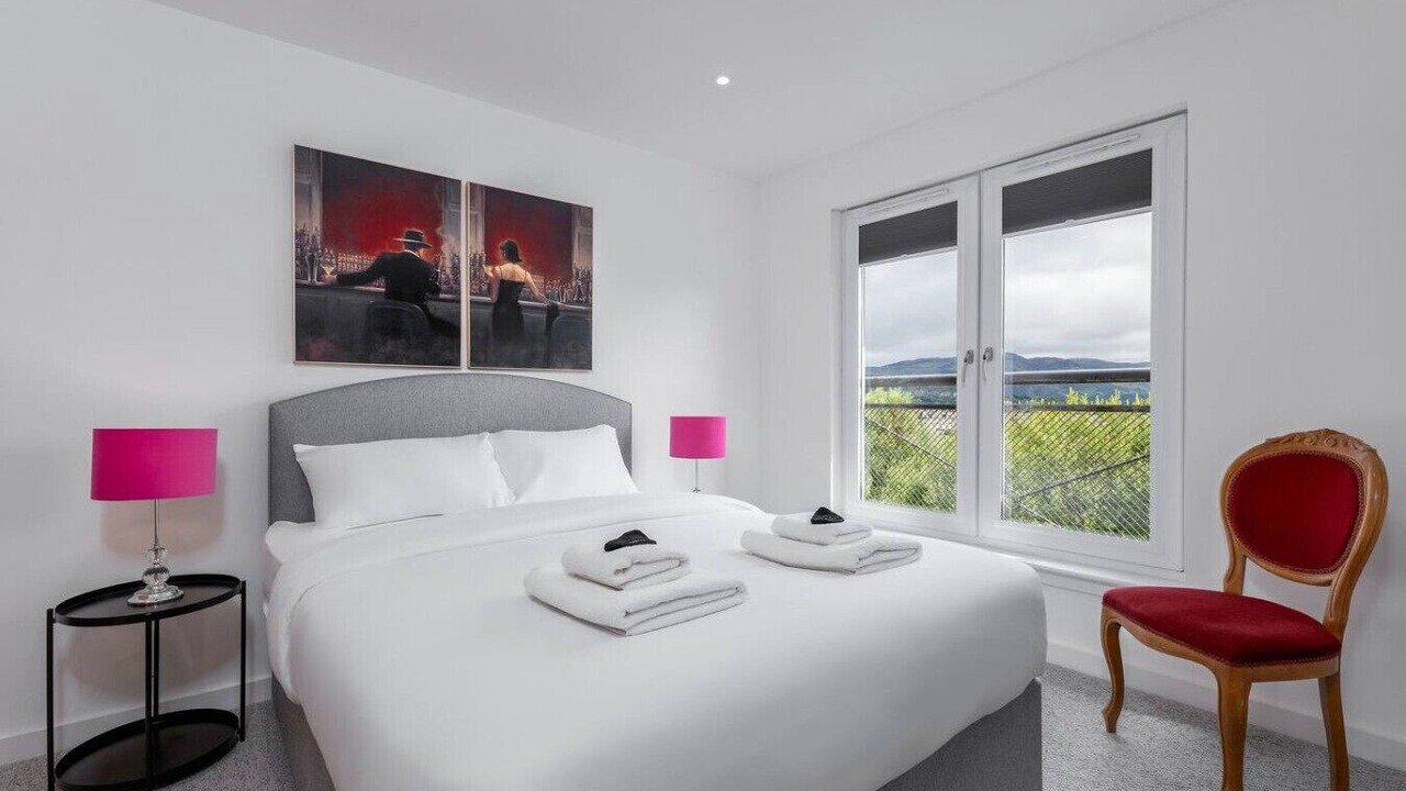 Photo of Bedroom in Tillicoultry