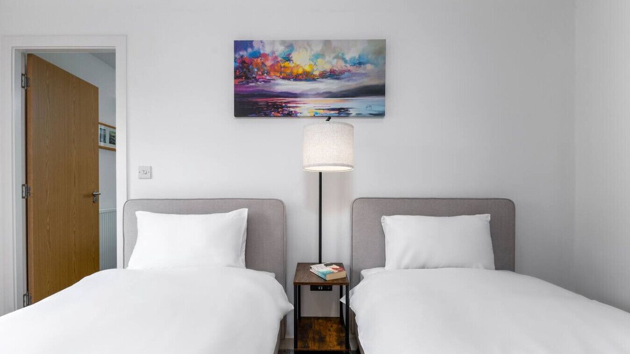 Photo of Bedroom in Tillicoultry