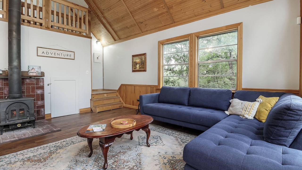 Photo of Livingroom in Spring Branch
