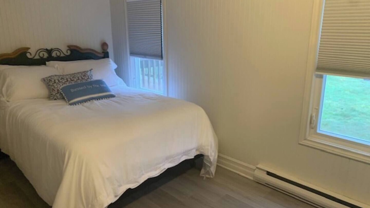 Photo of Bedroom in Sydney Mines