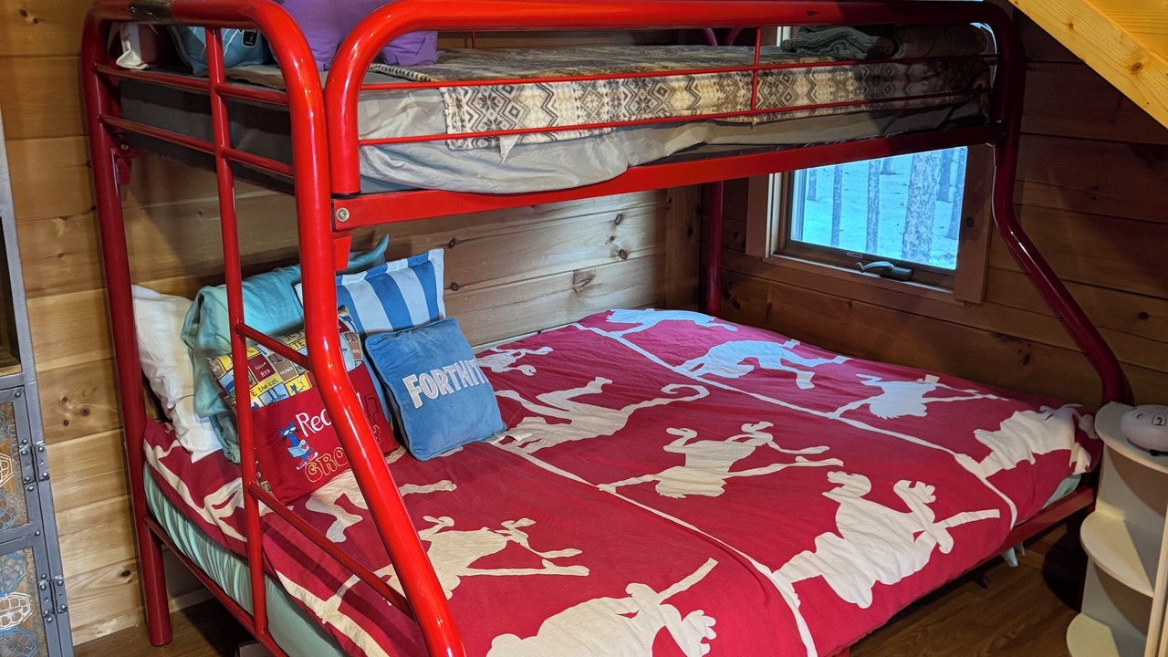 Photo of Bedroom in Casper Mountain