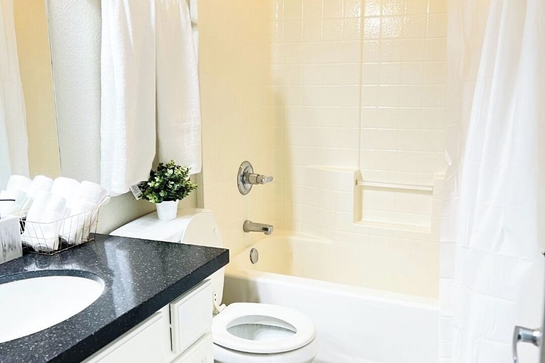 Photo of Bathroom in South Mountain