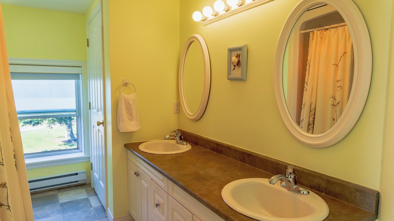 Photo of Others in Chelton