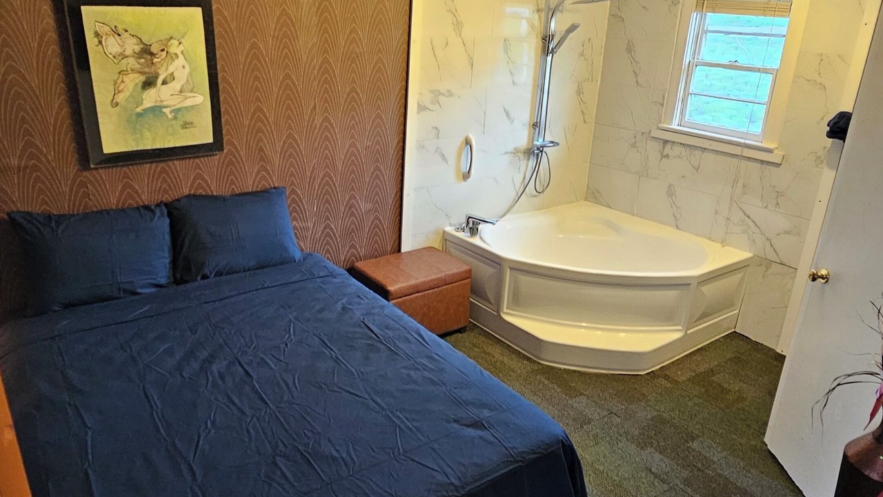 Photo of Bedroom in Powder River