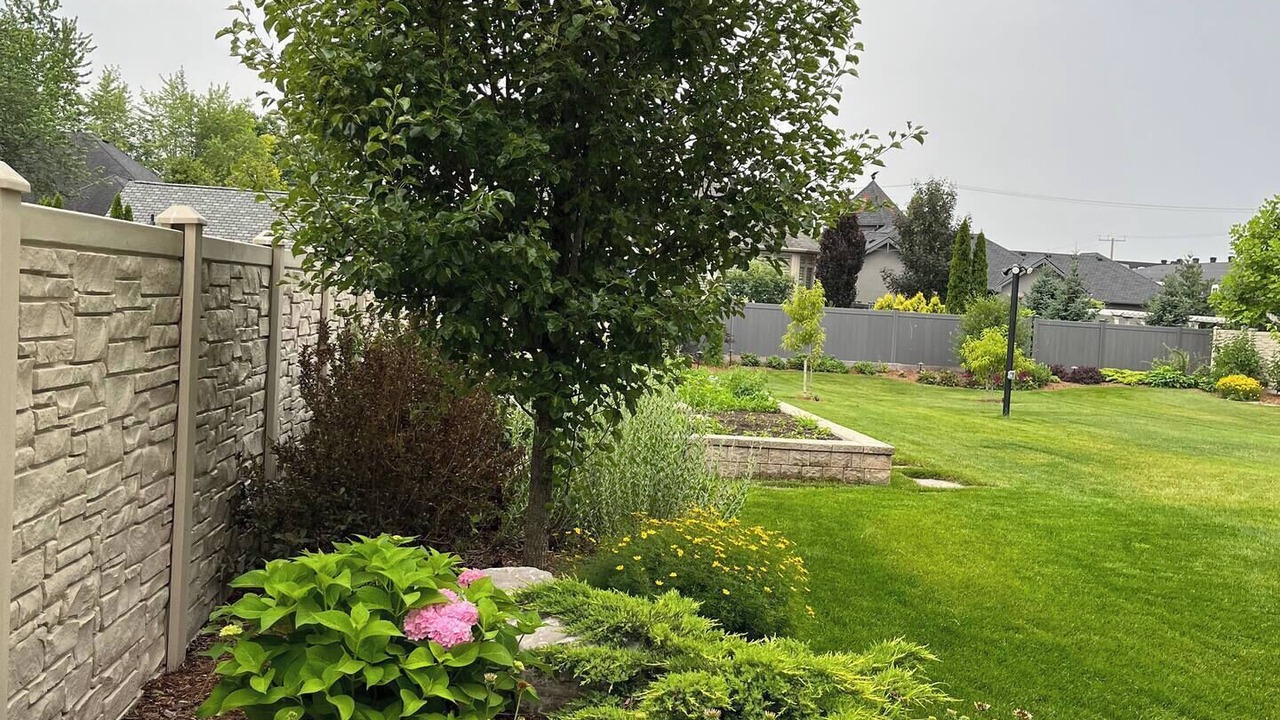 Photo of Outdoor in LaSalle