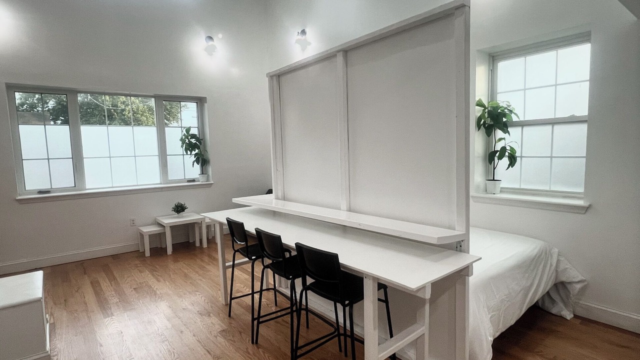 Photo of Bedroom in University Gardens