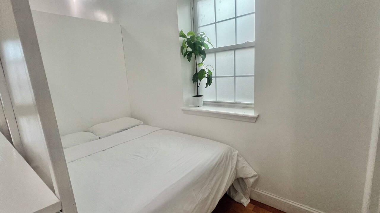 Photo of Bedroom in University Gardens
