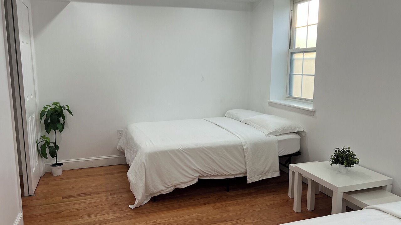Photo of Bedroom in University Gardens