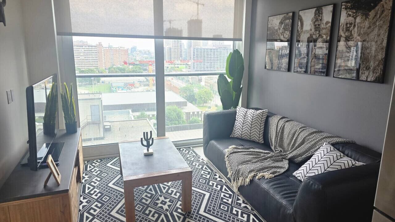 Photo of Livingroom in Downtown Toronto