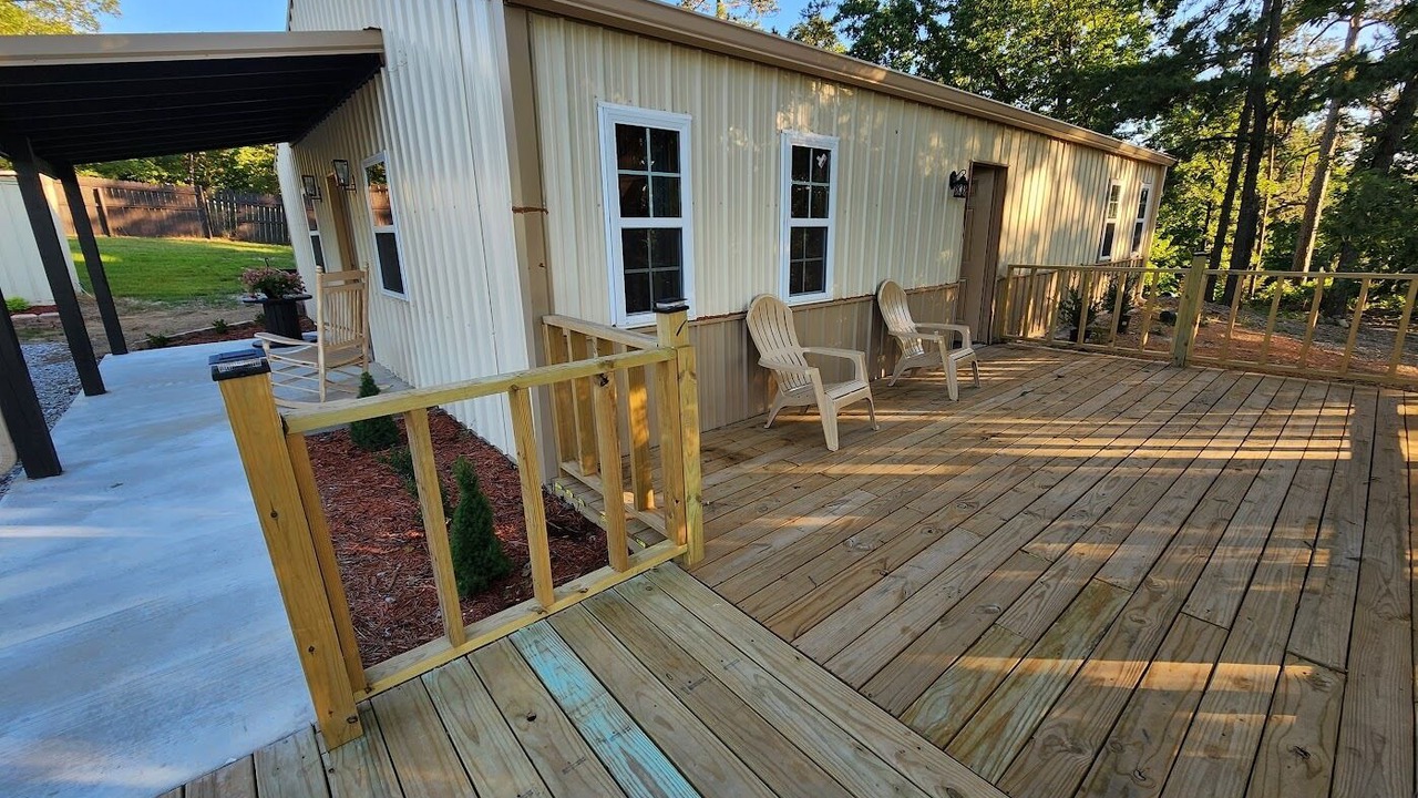 Photo of Patio Balcony in Bonnerdale