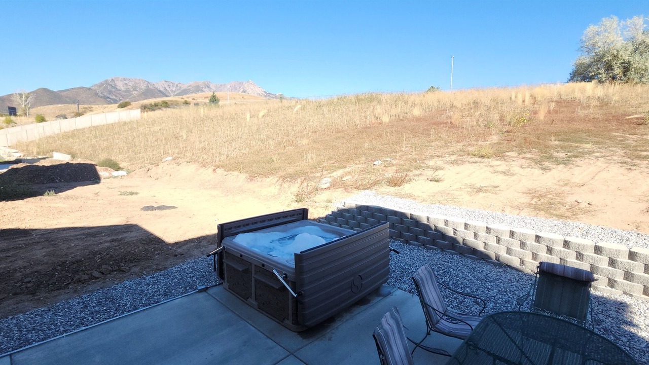Photo of Outdoor in Mountain Green