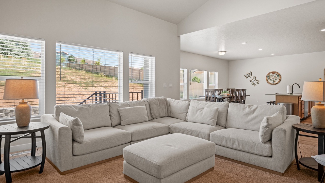 Photo of Outdoor in Mountain Green