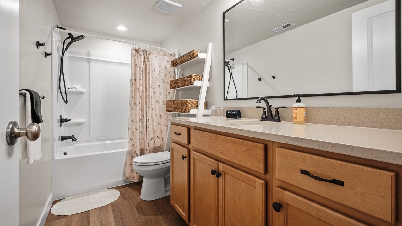 Photo of Bathroom in Mountain Green